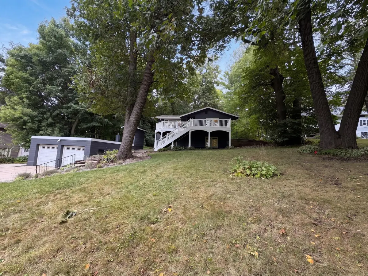 6710 Hopi Road, Chanhassen, MN 55317 - #1