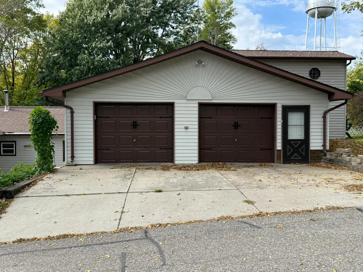 124 E Saint Paul Street, Darwin, MN 55324 - #1