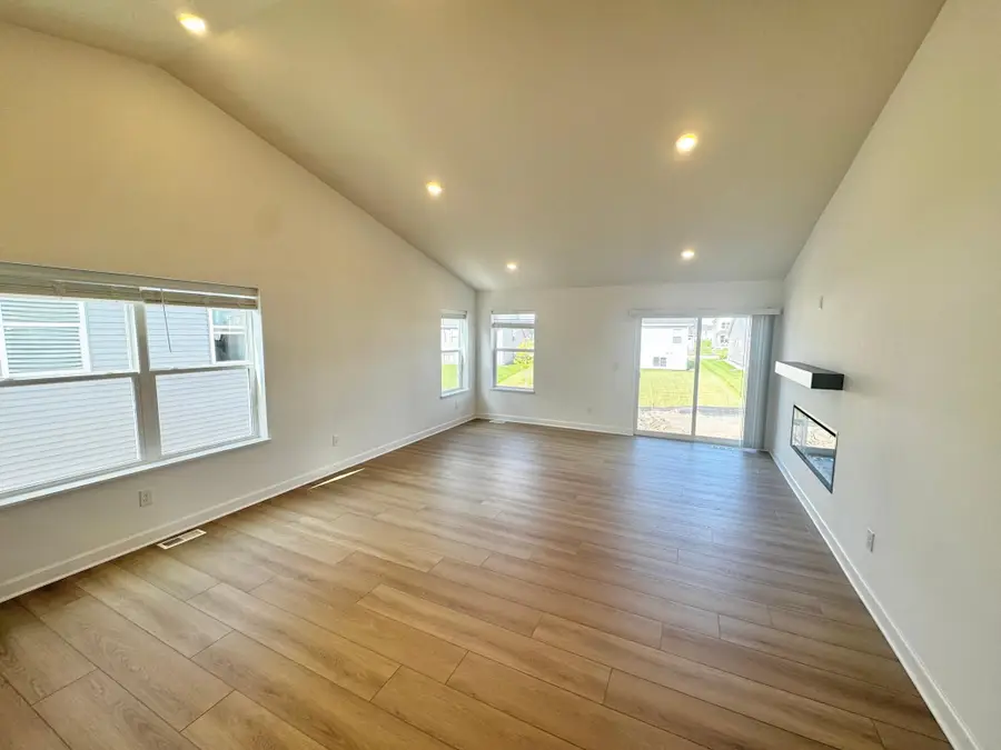 1905 Dogwood Court, Carver, MN 55315 - #3