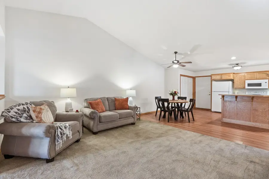 5655 Lambert Avenue Ne, Albertville, MN 55301 - #3