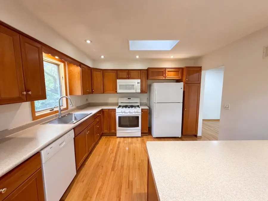 12228 Allen Drive, Burnsville, MN 55337 - #2