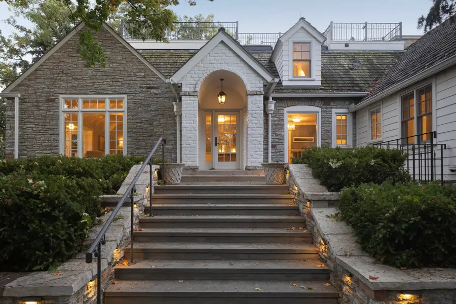 1 Overholt Pass, Edina, MN 55439 - #2