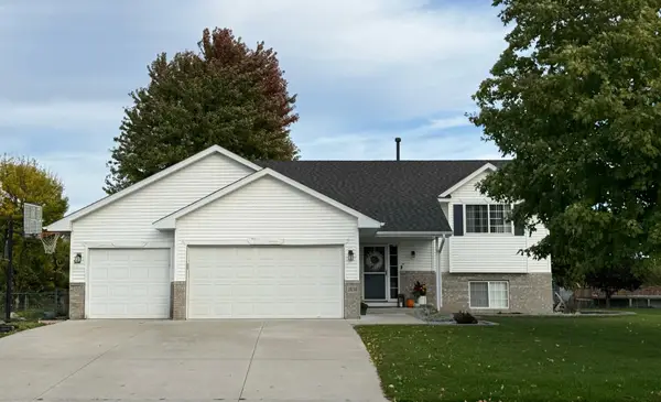 10144 Karston Avenue Ne, Albertville, MN 55301