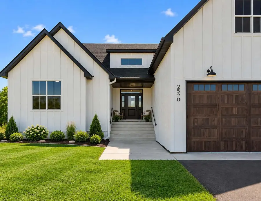 2520 230th Court Nw, Saint Francis, MN 55070 - #3