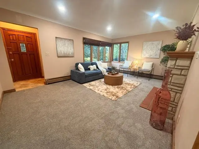 1603 Frost Avenue, Maplewood, MN 55109 - #2