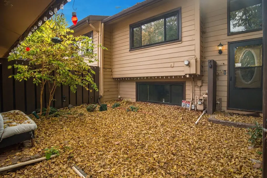 306 W Eagle Lake Drive, Maple Grove, MN 55369 - #2