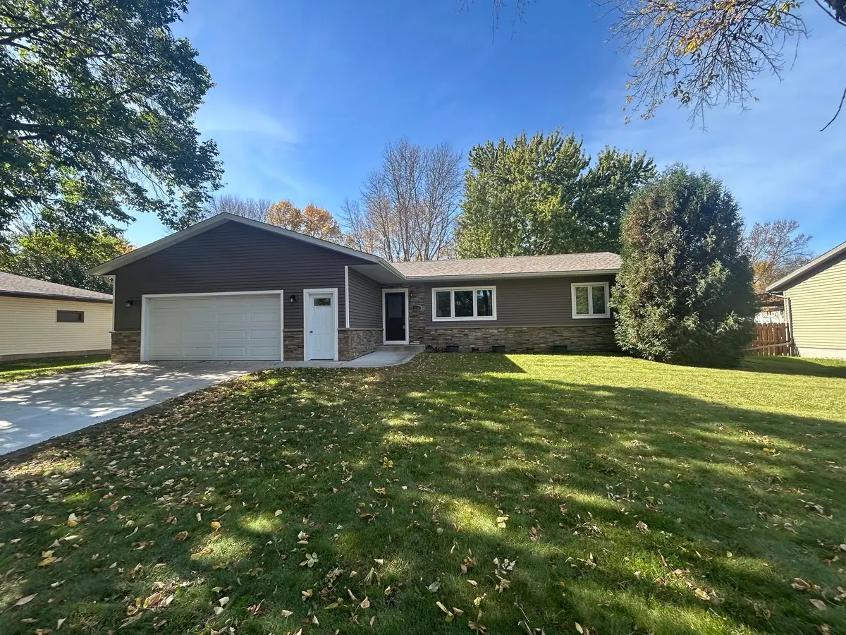 1100 Columbine Drive, Marshall, MN 56258 - #1