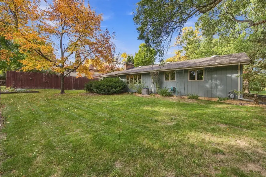 4664 Hillsboro Avenue N, New Hope, MN 55428 - #3
