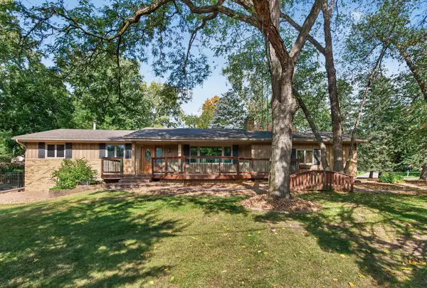 12760 Roberts Drive, Eden Prairie, MN 55346