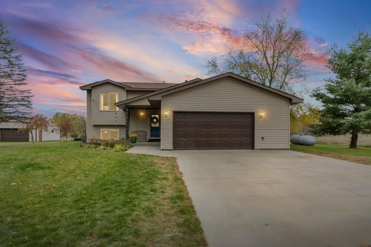 5602 285th Avenue Nw, Isanti, MN 55040 - #1