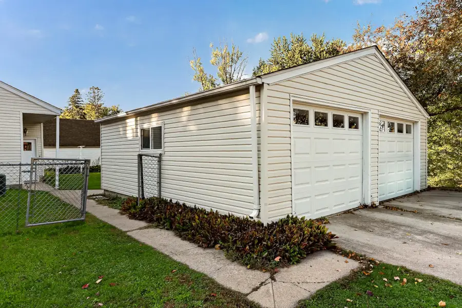 307 2nd Avenue Nw, Kasson, MN 55944 - #2