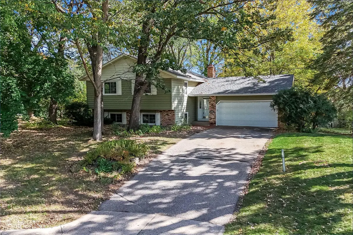 13205 W Manor Boulevard, Burnsville, MN 55337 - #1