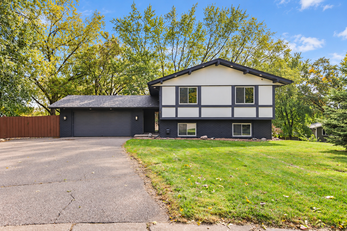14625 40th Place N, Plymouth, MN 55446 - #1