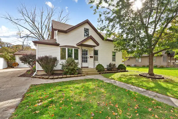 1147 S Grove Avenue, Owatonna, MN 55060