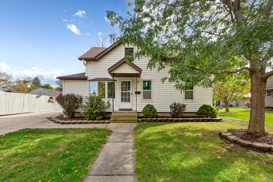 1147 S Grove Avenue, Owatonna, MN 55060 - #2