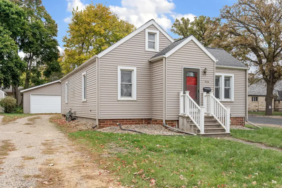 928 Bridge Avenue, Albert Lea, MN 56007 - #2