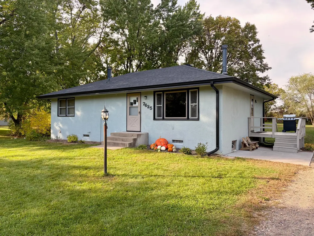 7625 162nd Avenue Ne, Columbus, MN 55025 - #1