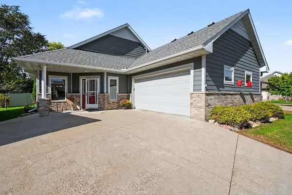 11040 Dahlia Street Nw, Coon Rapids, MN 55433