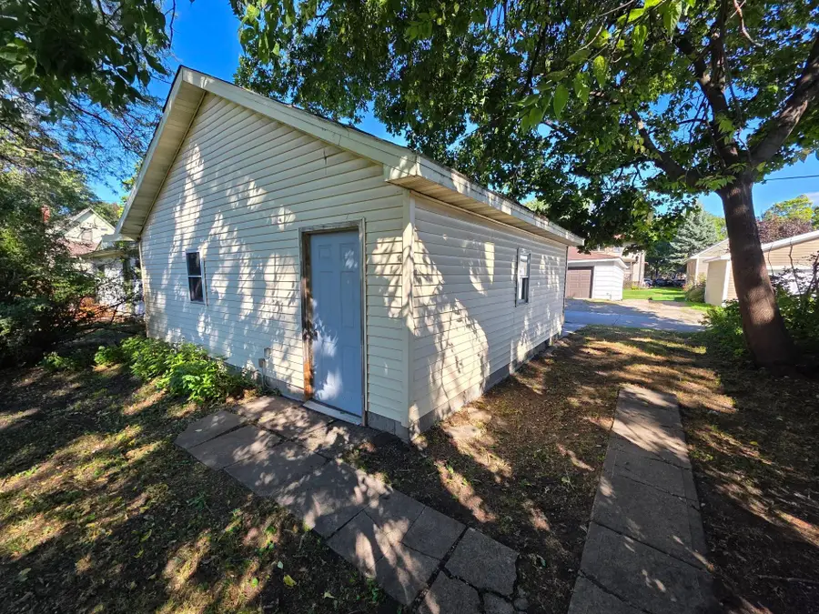 938 17th Avenue Se, Minneapolis, MN 55414 - #3