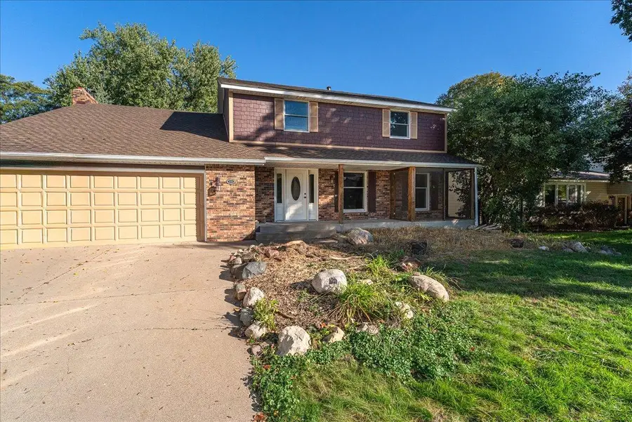 1331 Willow Circle, Roseville, MN 55113 - #2