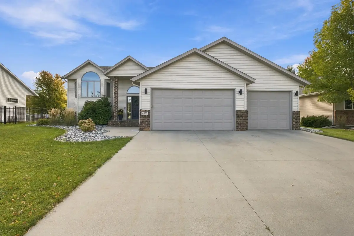 4822 43rd Street S, Fargo, ND 58104 - #1
