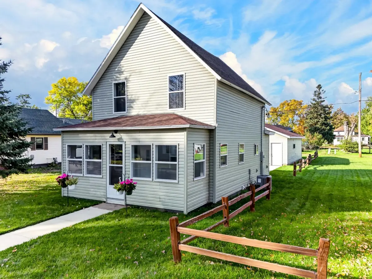 207 4th Street Ne, Crosby, MN 56441 - #1