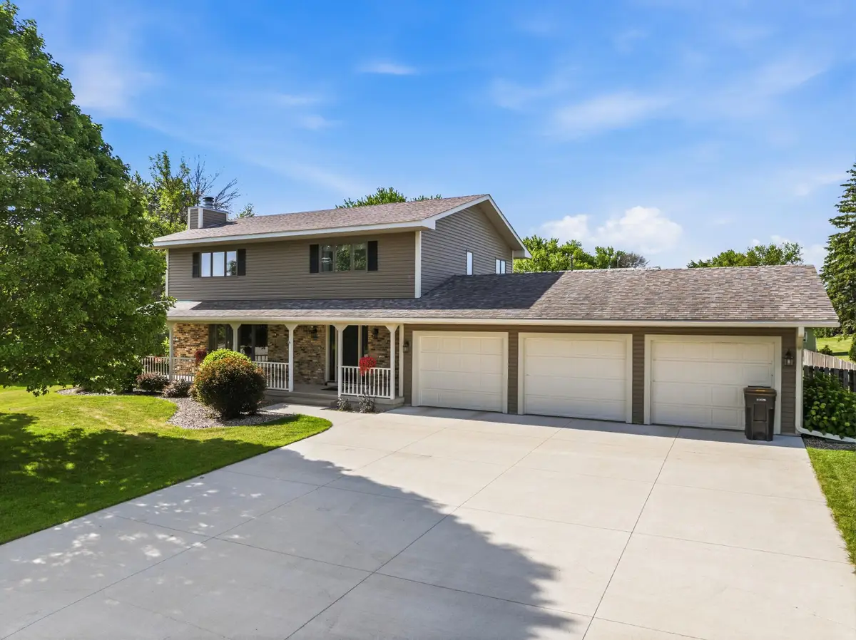 1203 22nd Avenue Sw, Austin, MN 55912 - #1