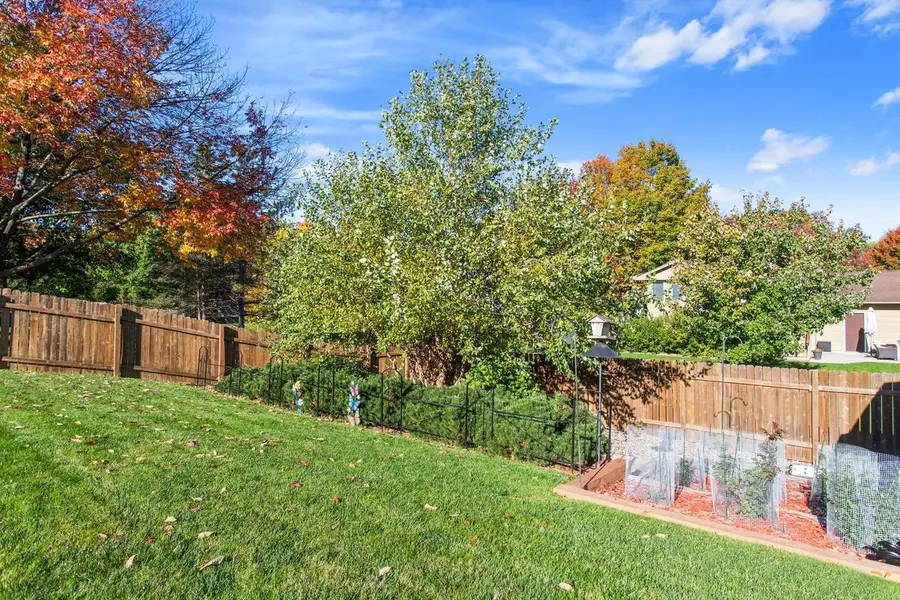 670 Conestoga Trail, Chanhassen, MN 55317 - #2