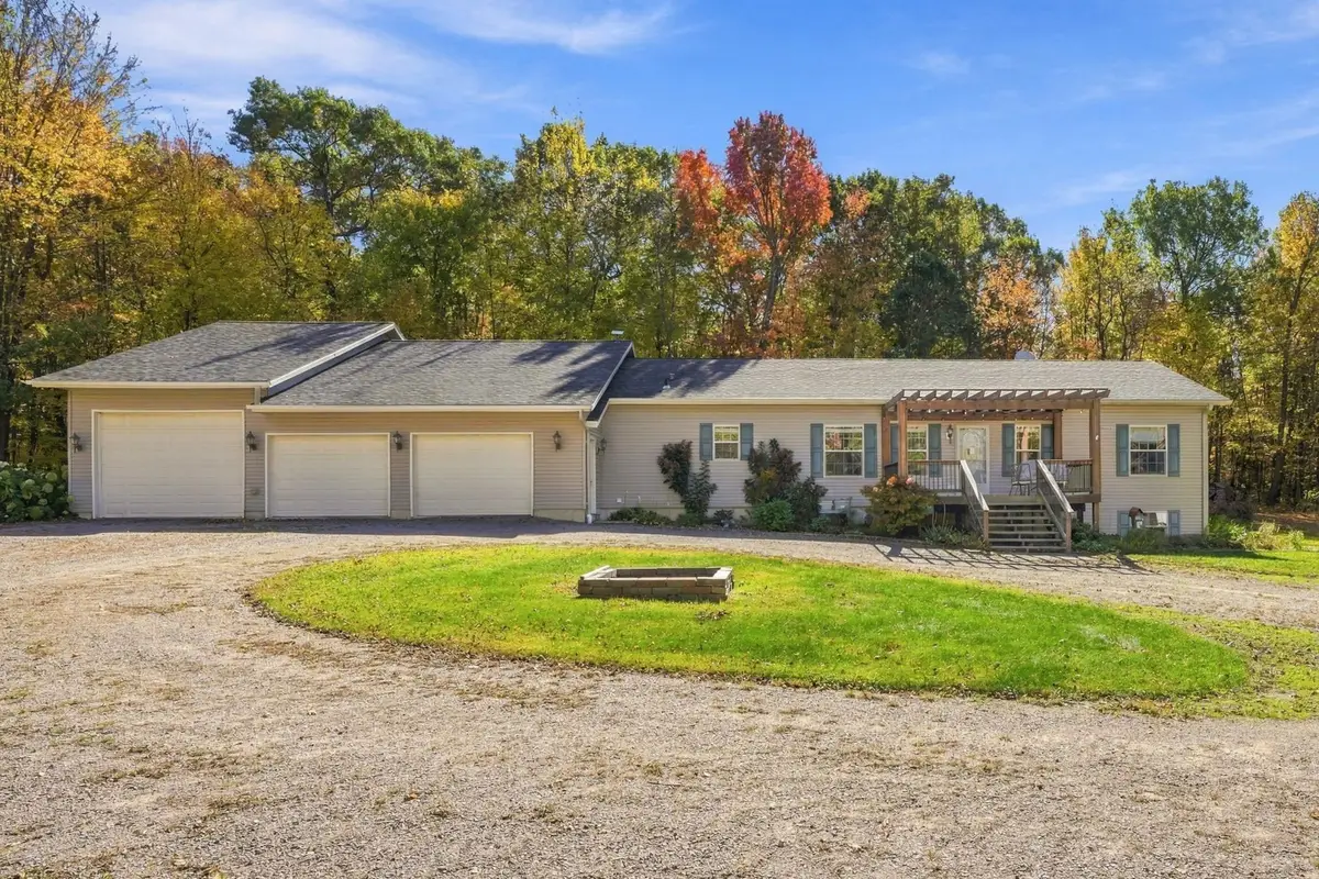 W15501 Us Highway 10, Fairchild, WI 54741 - #1