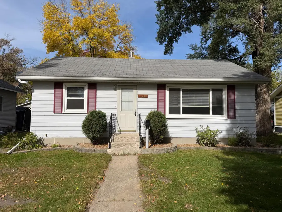 129 E Ronning Avenue, Appleton, MN 56208 - #2