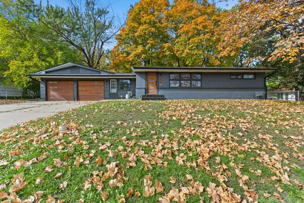 8320 Penn Avenue S, Bloomington, MN 55431