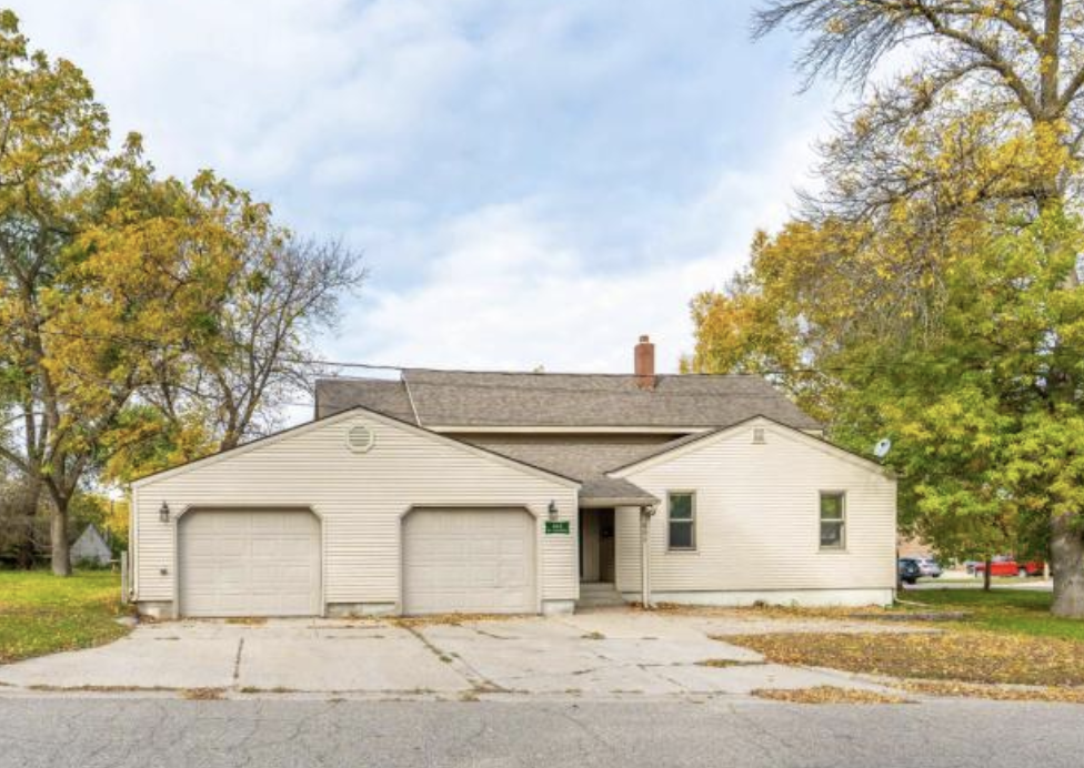 803 W Laurel Street, Fergus Falls, MN 56537 - #1