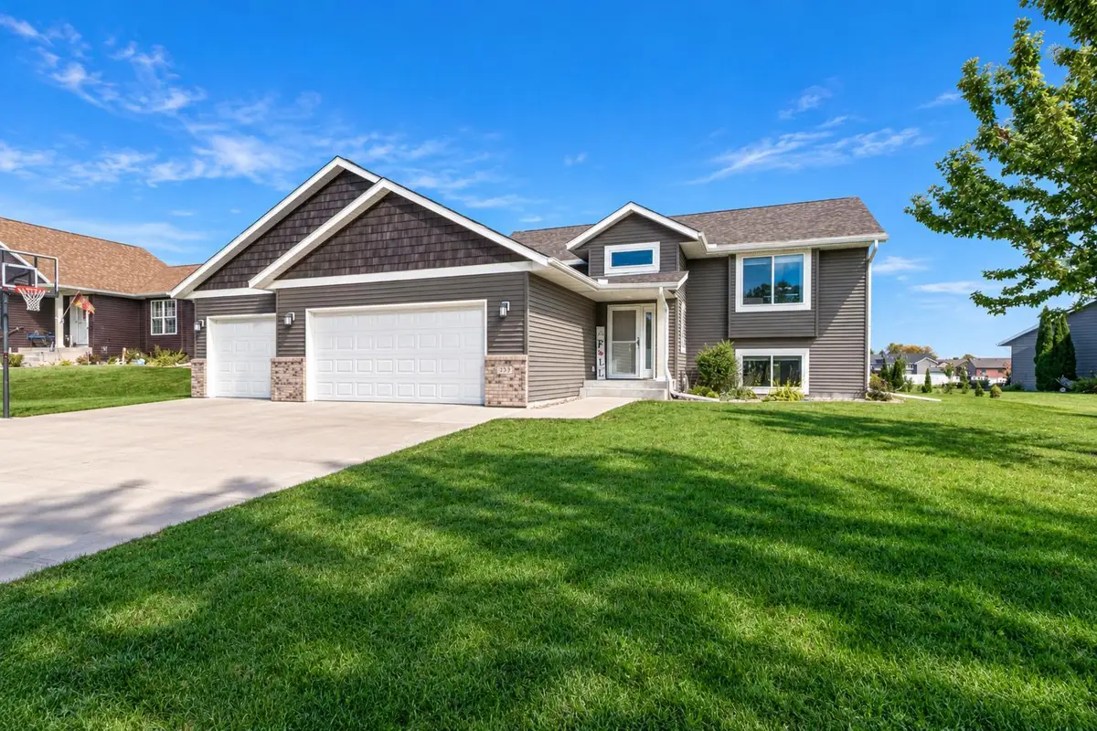 233 Oak Drive, Eagle Lake, MN 56024 - #1