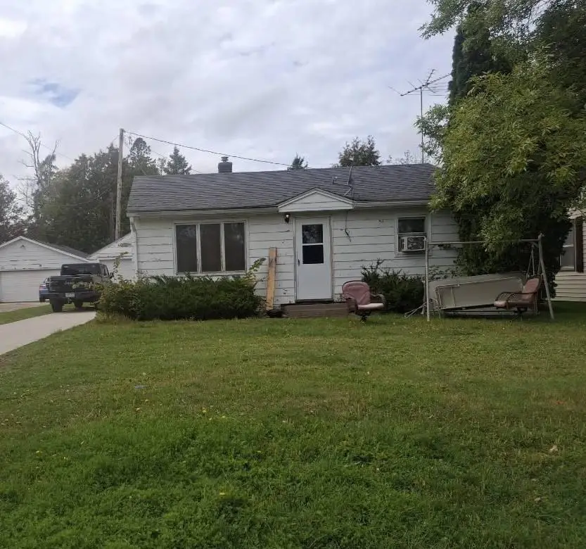 4115 4th Avenue E, Hibbing, MN 55746 - #1