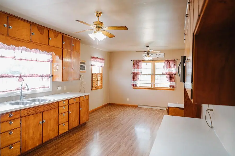 313 E Willis Street, Elmore, MN 56027 - #3