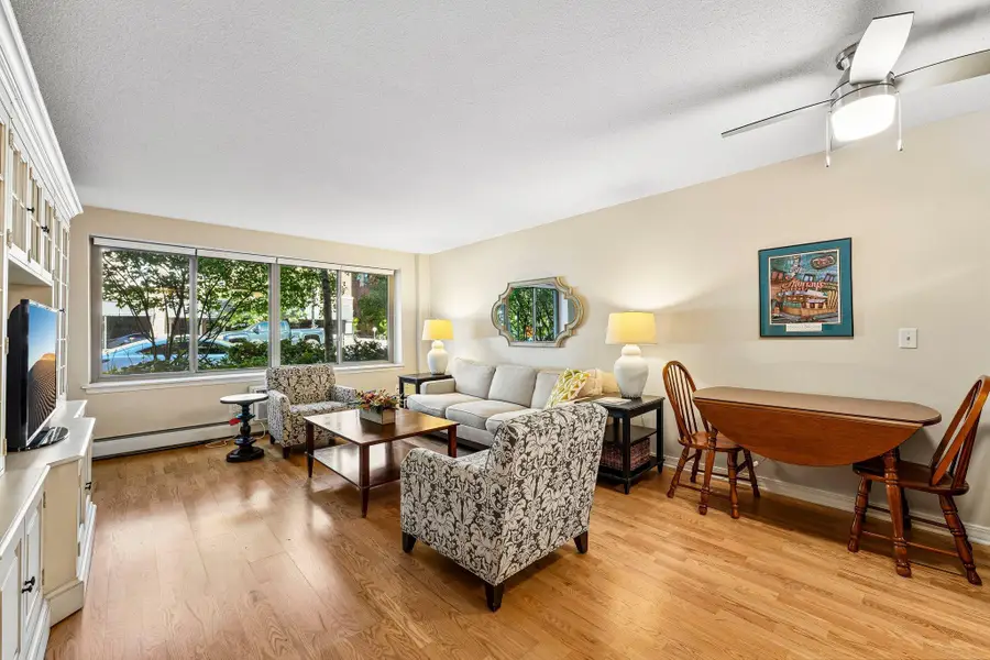 2727 W 43rd Street #103, Minneapolis, MN 55410 - #3