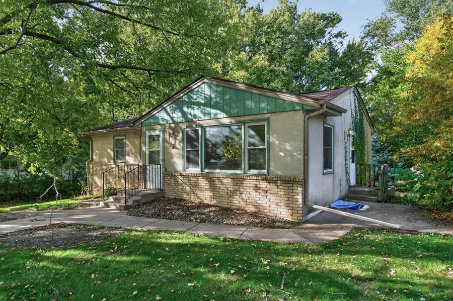 2695 Maryland Avenue E, Maplewood, MN 55119 - #3