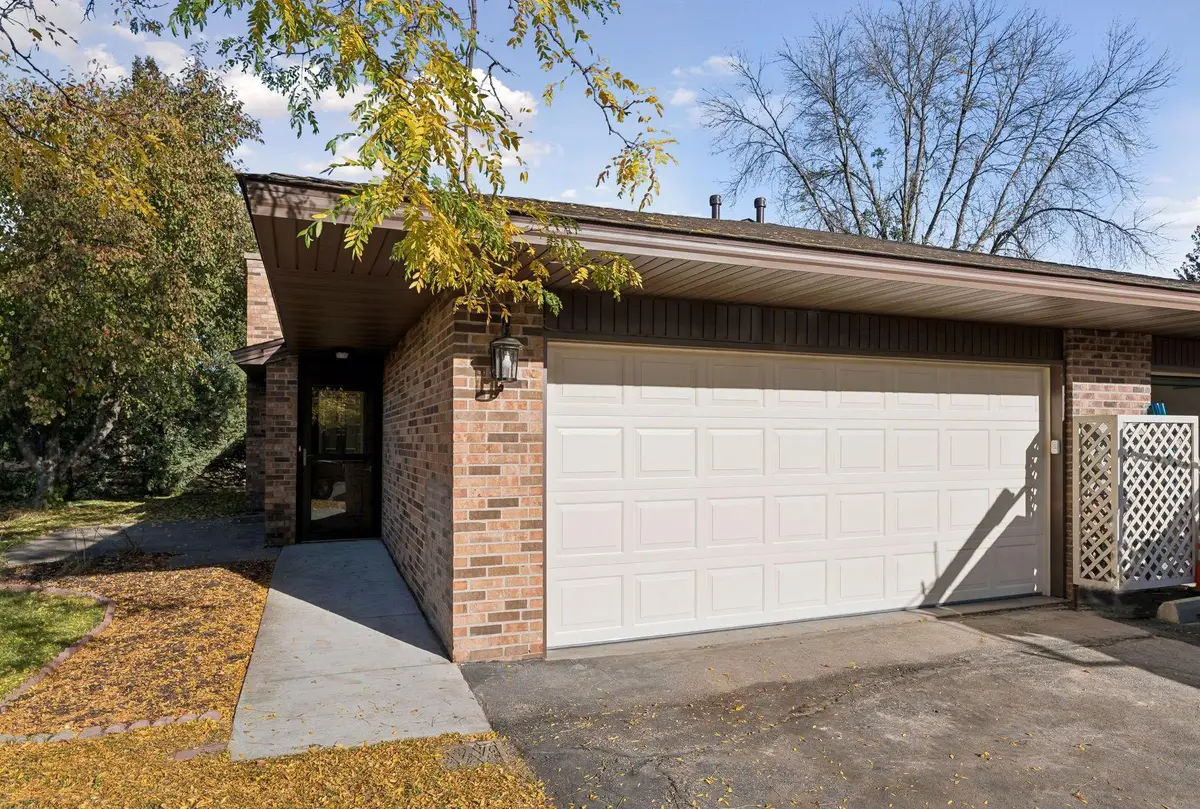 1031 Yuma Lane N, Plymouth, MN 55447 - #1