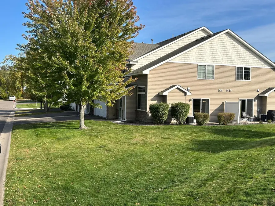 6051 Manchester Avenue Ne, Otsego, MN 55301 - #2