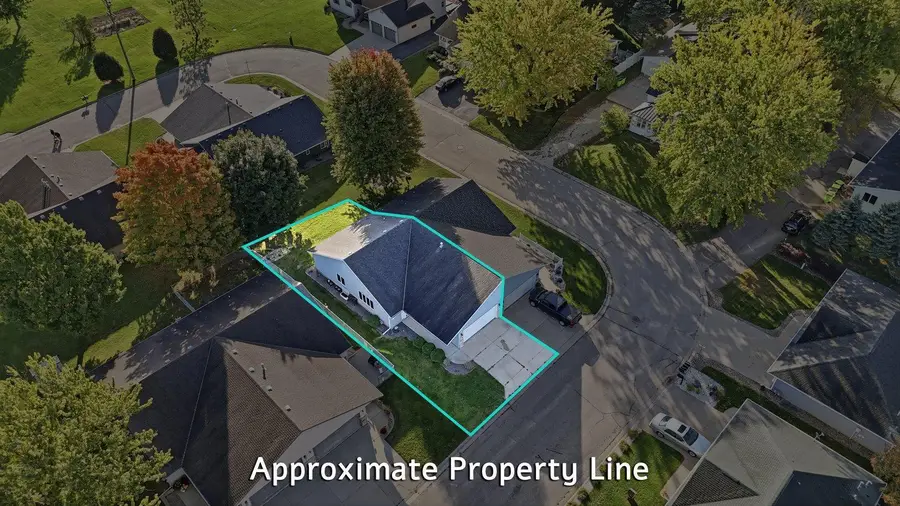 585 Zumbrota Avenue, Zumbrota, MN 55992 - #2
