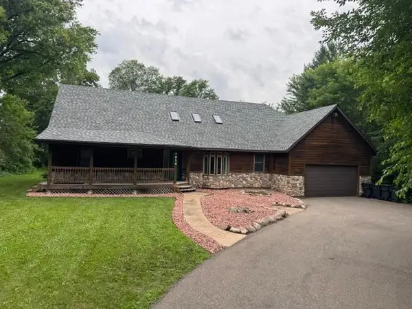 9934 Maple Avenue, Bloomington, MN 55431