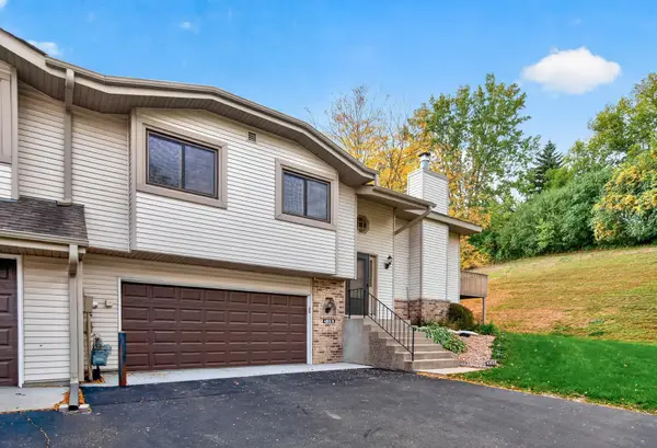 4303 Clemson Circle #B, Eagan, MN 55122