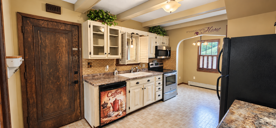 430 Highland Road, Willmar, MN 56201 - #3