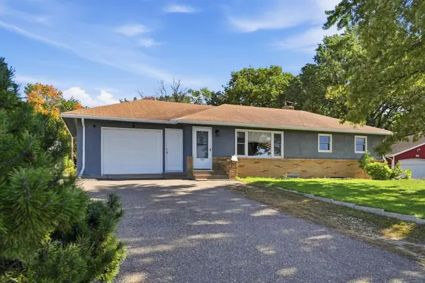 7549 University Avenue Ne, Fridley, MN 55432