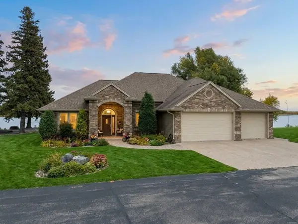 1984 Maple Drive Nw, Baudette, MN 56623