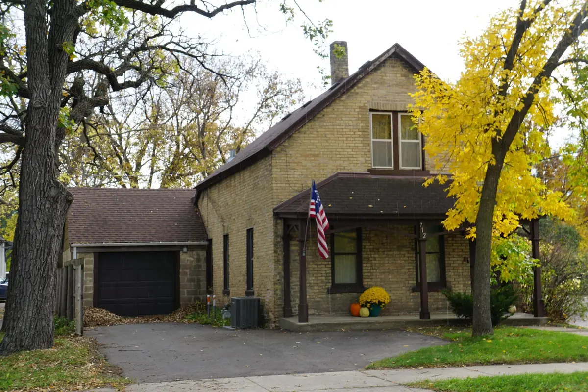 712 4th Street S, Saint Cloud, MN 56301 - #1