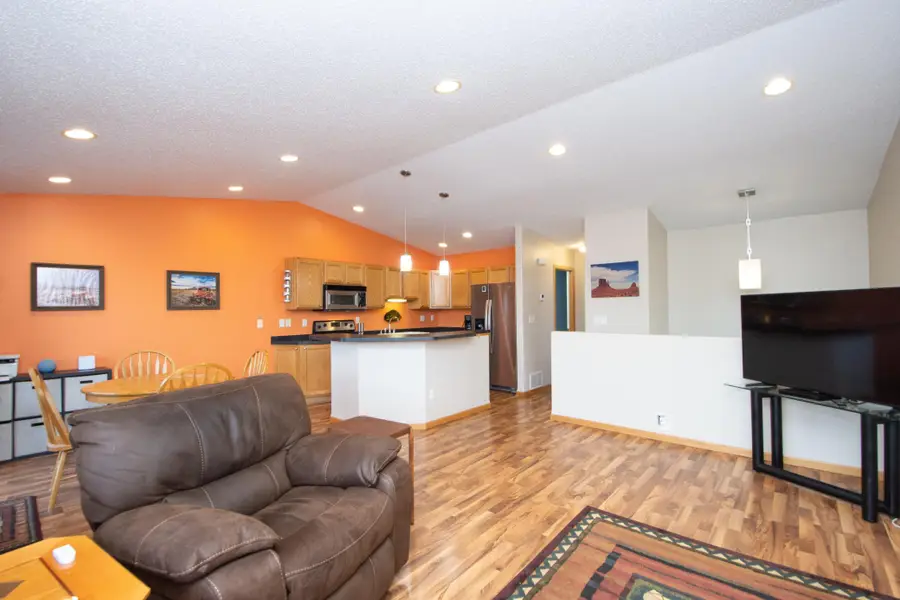 964 41st Avenue W, West Fargo, ND 58078 - #3