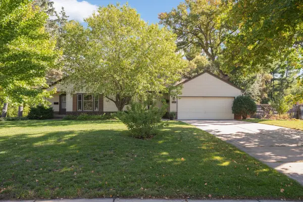 4036 Hampshire Avenue N, Crystal, MN 55427