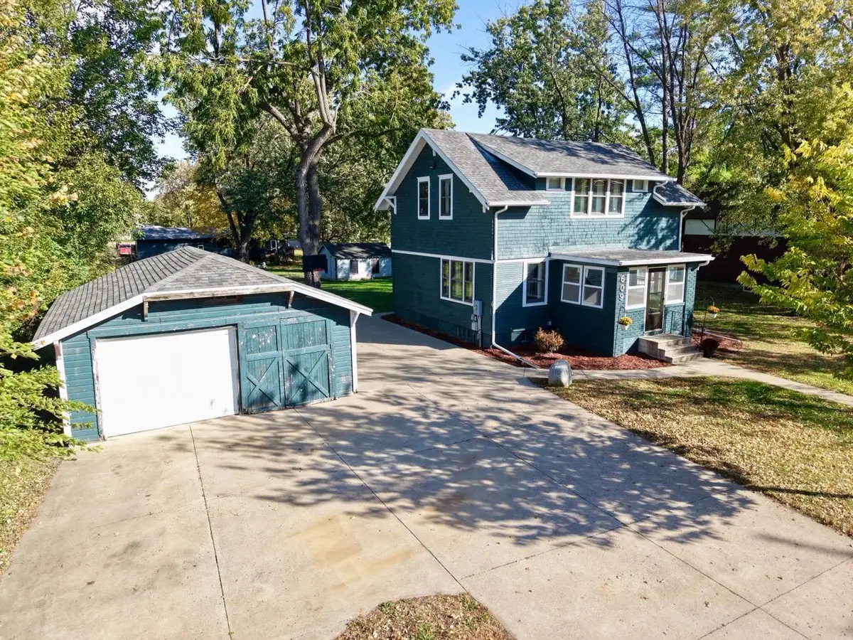 609 6th Avenue, Mountain Lake, MN 56159 - #1