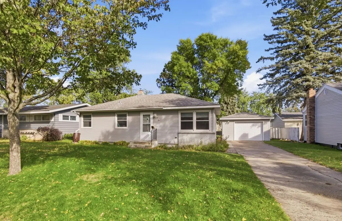 1520 14th Avenue S, Saint Cloud, MN 56301 - #1